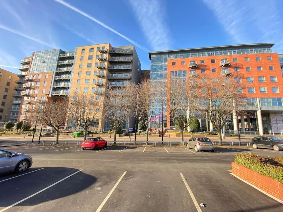 Sheffield City Centre Apartment & Balcony エクステリア 写真