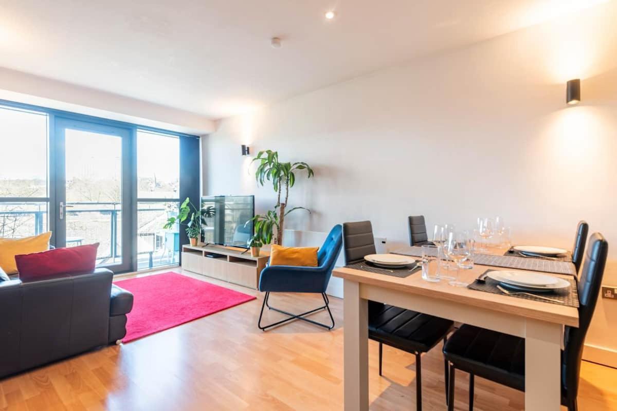 Sheffield City Centre Apartment & Balcony エクステリア 写真
