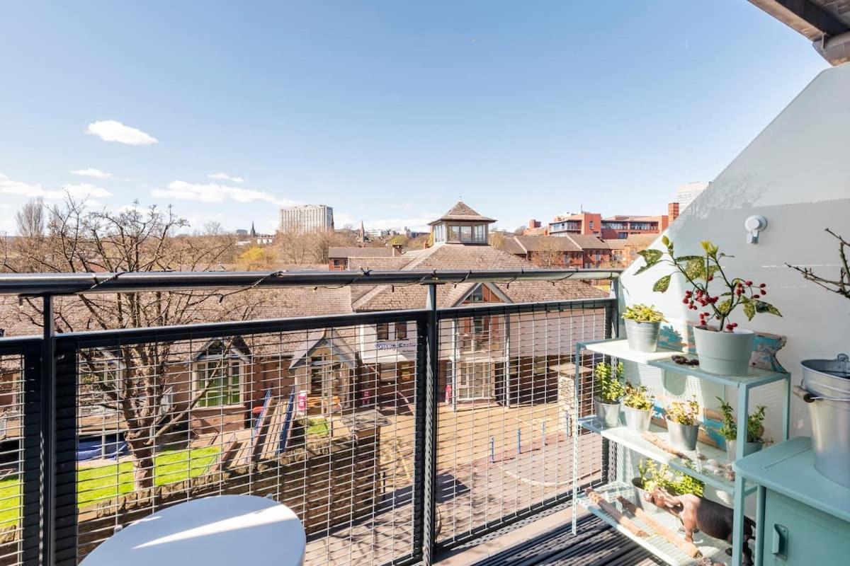 Sheffield City Centre Apartment & Balcony エクステリア 写真